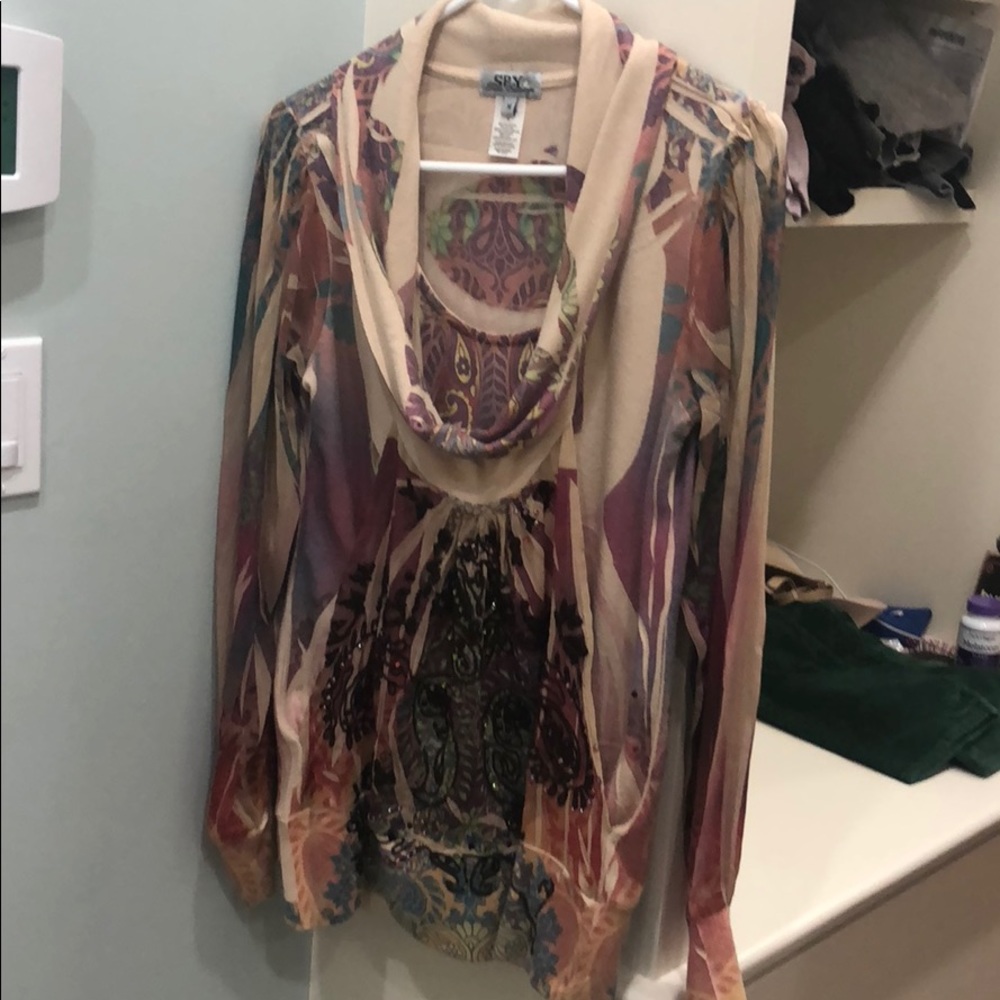 Shirt - Picture 2 of 5